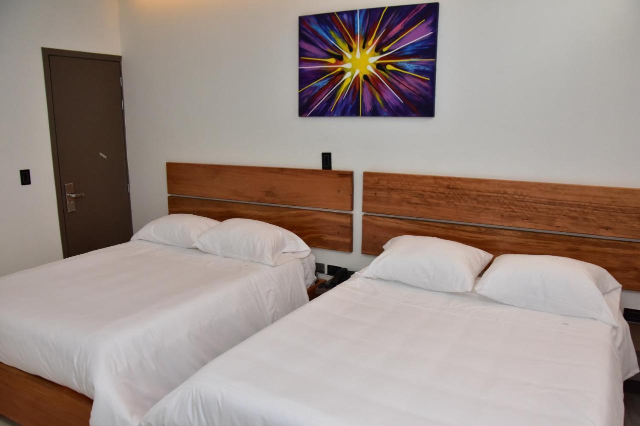 Hotel Valcon Santa Rosa de Cabal Extérieur photo