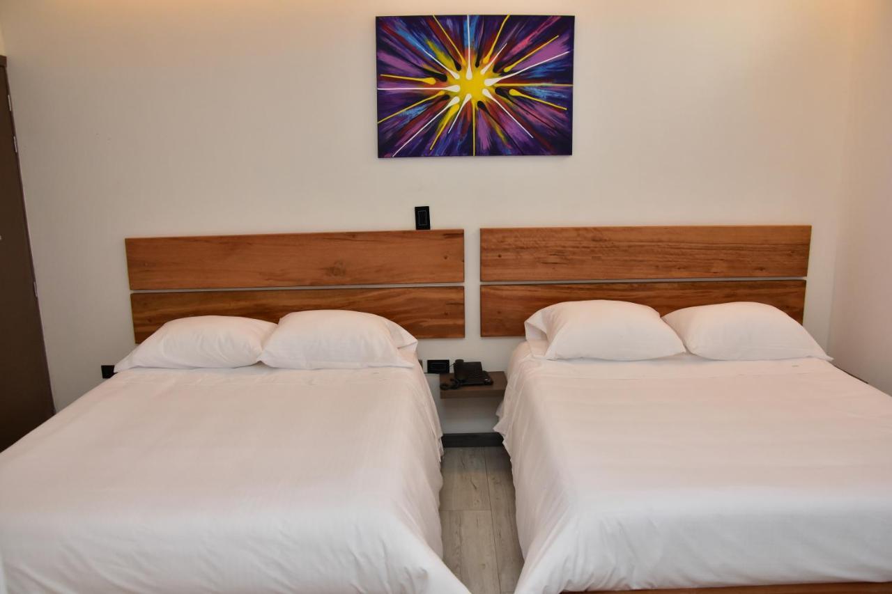 Hotel Valcon Santa Rosa de Cabal Extérieur photo