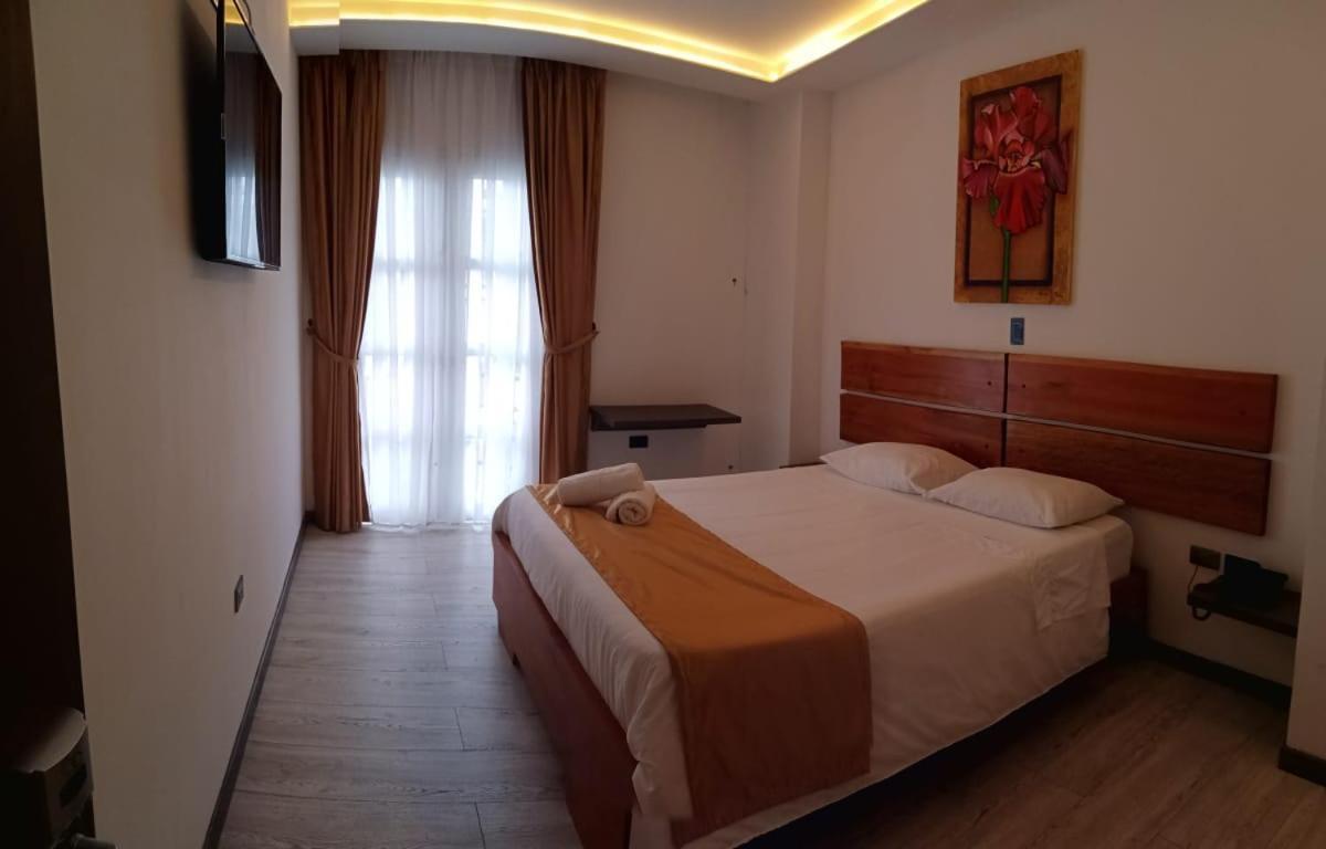 Hotel Valcon Santa Rosa de Cabal Extérieur photo